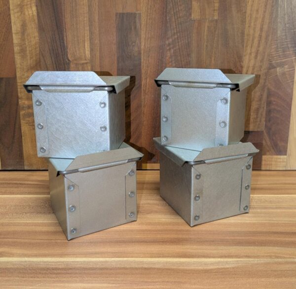 Cube Pullman Tins (80x80)