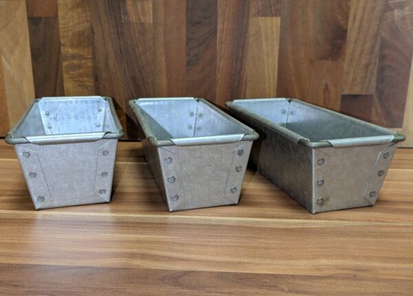 Cake Tins (x3)
